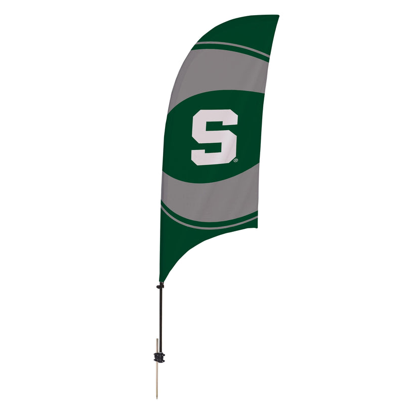 A green standing flag with a gray circle design and a white block S design in the center.